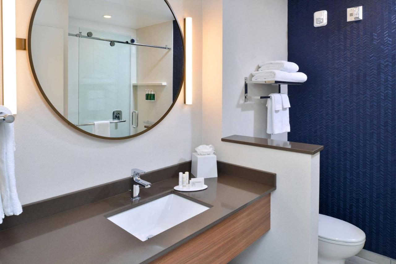 Fairfield Inn & Suites By Marriott Charlotte University Research Park Kültér fotó