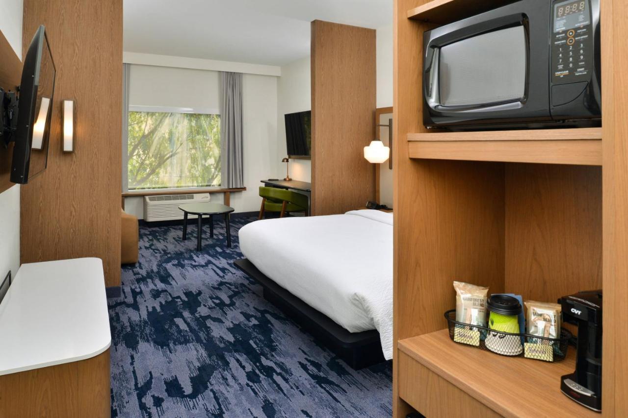 Fairfield Inn & Suites By Marriott Charlotte University Research Park Kültér fotó
